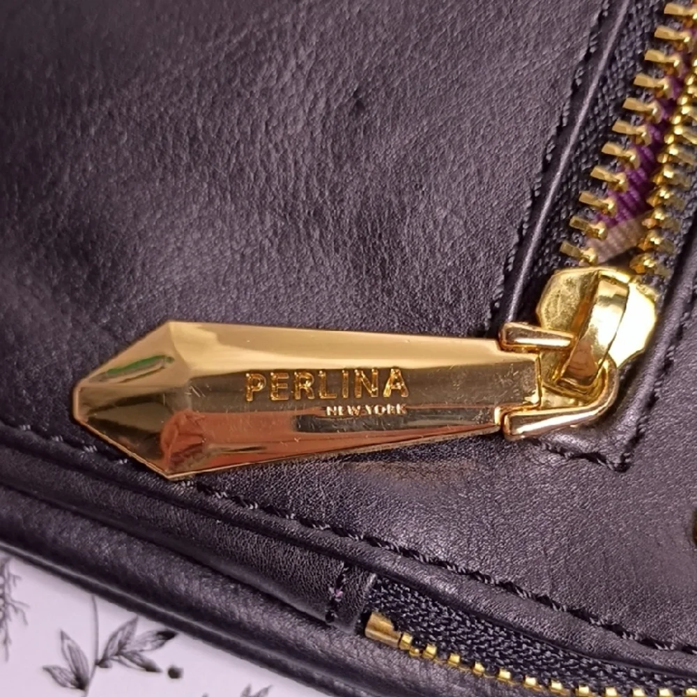 Perlina Elegant Black‎ Crossbody Bag